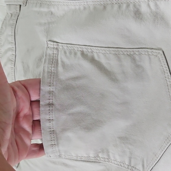 Style & Co. Khaki Shorts with 6.5" Inseam - Picture 4 of 11